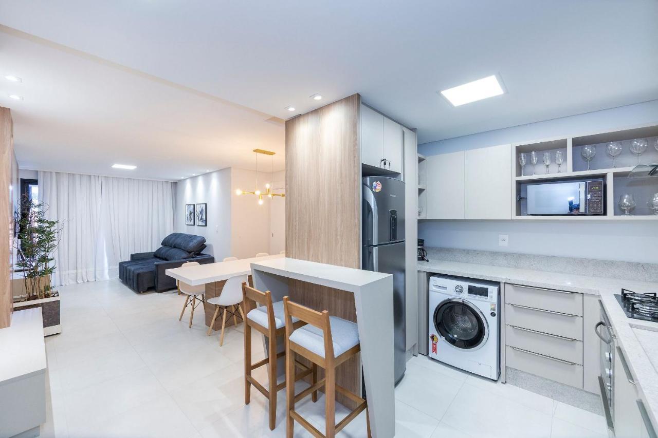 Adra 106 - Apartamento No Centro De Bombinhas - Rooftop Com Piscina E Academia - A Poucos Metros Da Praia - Luaran gambar