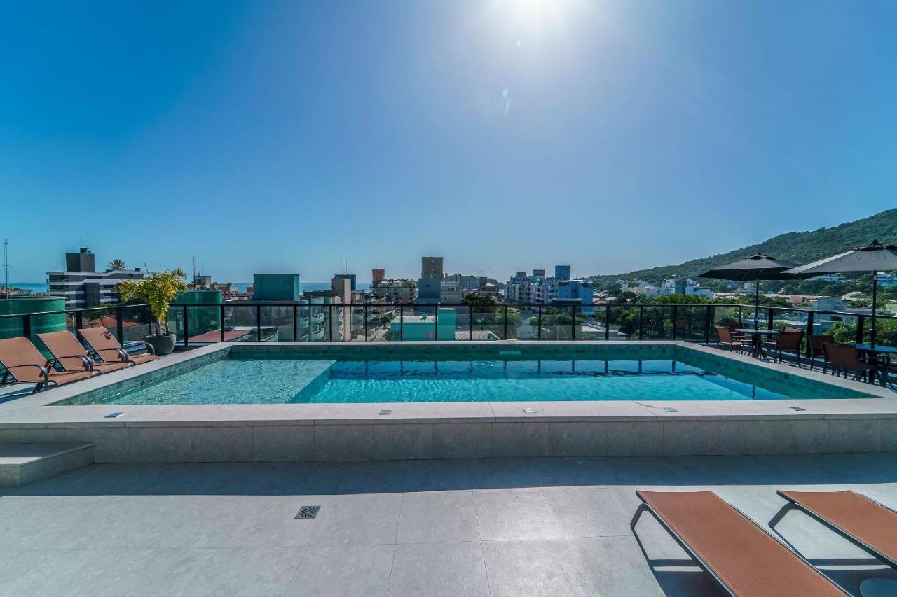 Adra 106 - Apartamento No Centro De Bombinhas - Rooftop Com Piscina E Academia - A Poucos Metros Da Praia - Luaran gambar
