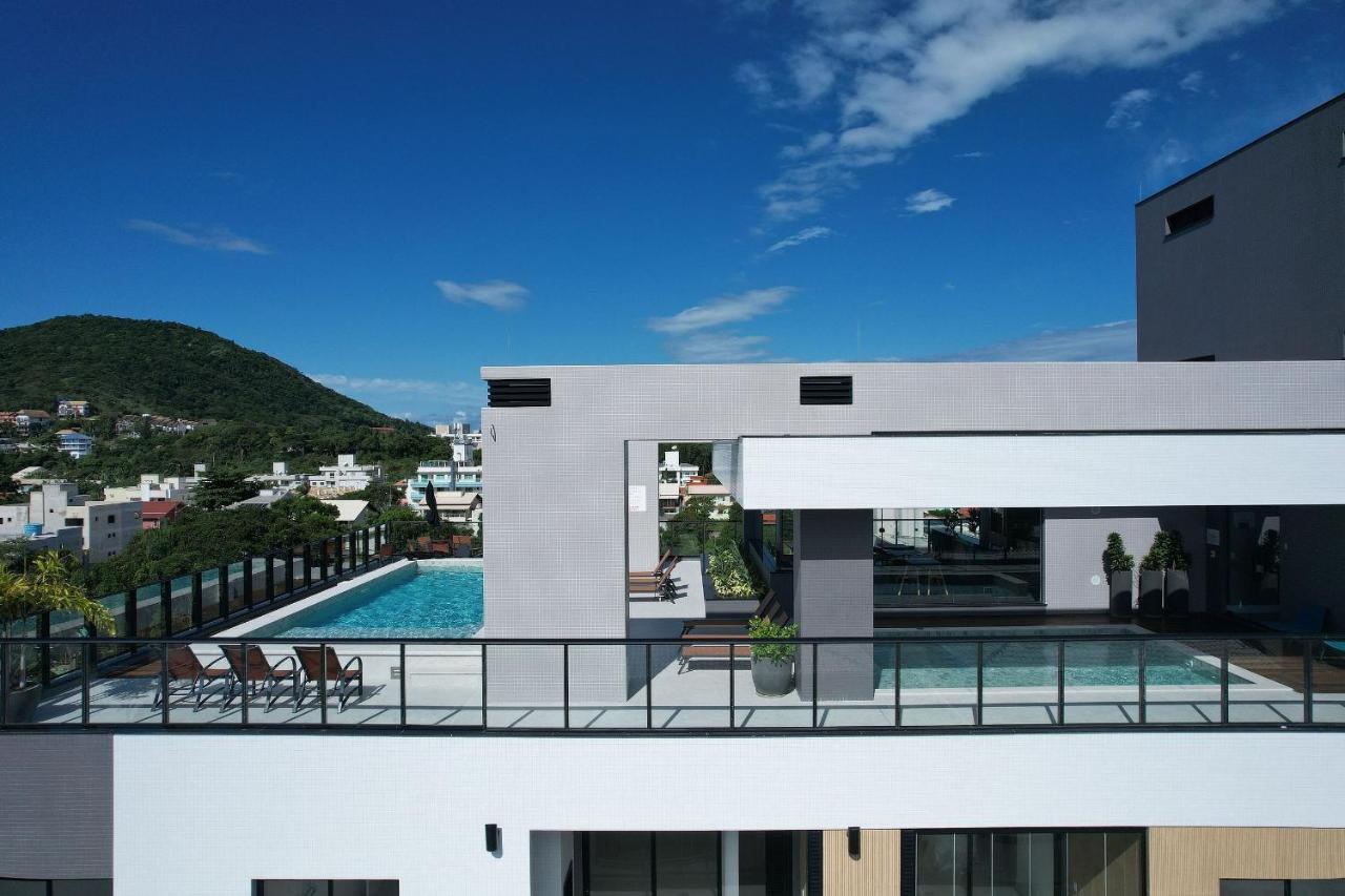 Adra 106 - Apartamento No Centro De Bombinhas - Rooftop Com Piscina E Academia - A Poucos Metros Da Praia - Luaran gambar