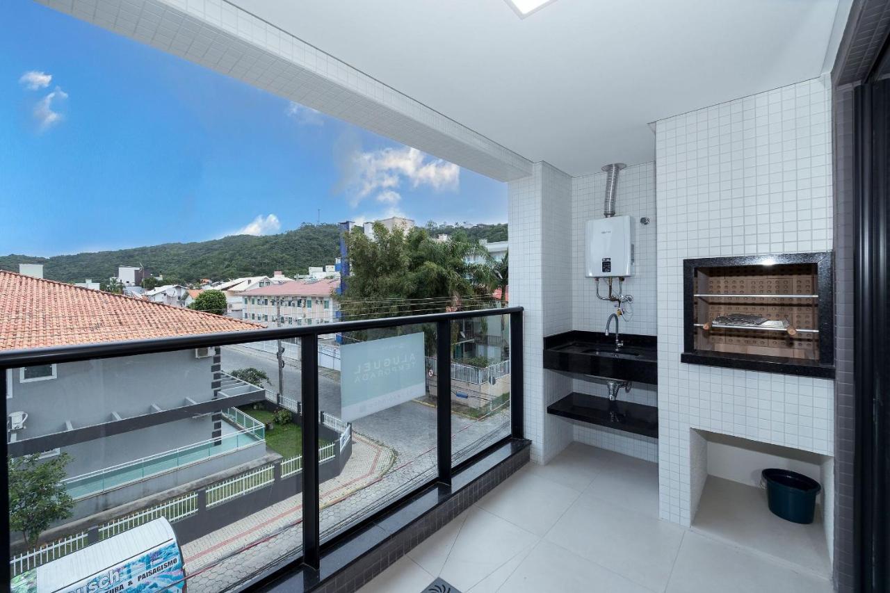 Adra 106 - Apartamento No Centro De Bombinhas - Rooftop Com Piscina E Academia - A Poucos Metros Da Praia - Luaran gambar