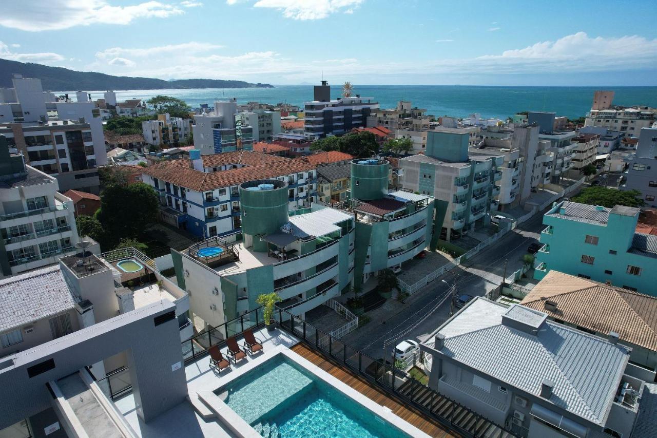 Adra 106 - Apartamento No Centro De Bombinhas - Rooftop Com Piscina E Academia - A Poucos Metros Da Praia - Luaran gambar